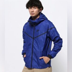 NIKE TECH wind jacket